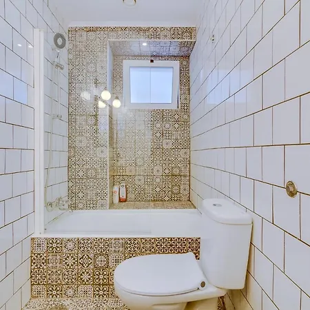 Groundfloor 3* Фару