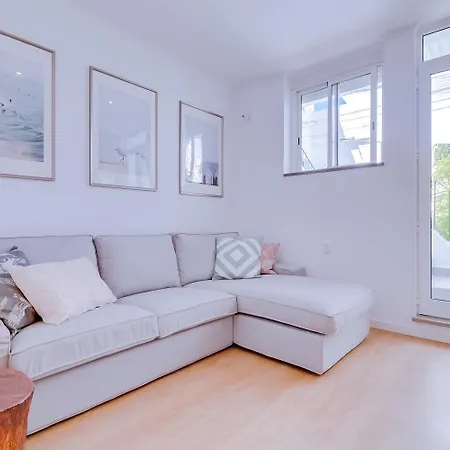 Groundfloor 3* Фару