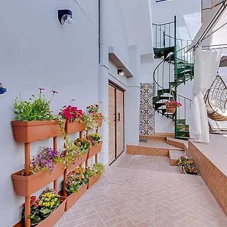 Groundfloor 3*