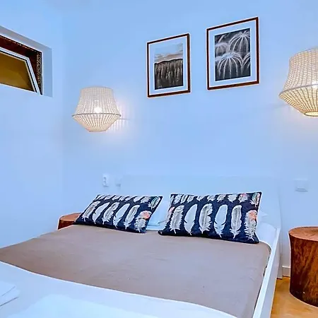 Groundfloor Affittacamere 3*