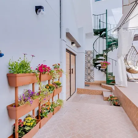 Groundfloor 3*